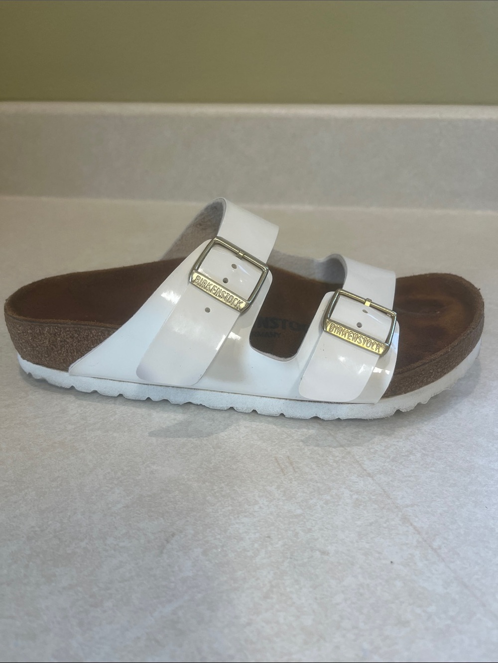 Birkenstock White Two-Strap Patent Slide Sz 5-51/2 (36) Great Condition - Picture 5 of 13